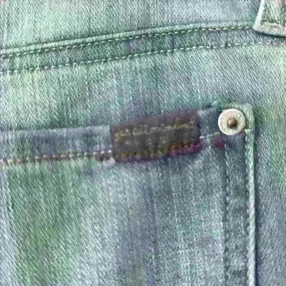 NWOT. 7 For All Mankind Jeans. Distressed. Size 27. - Picture 8 of 8